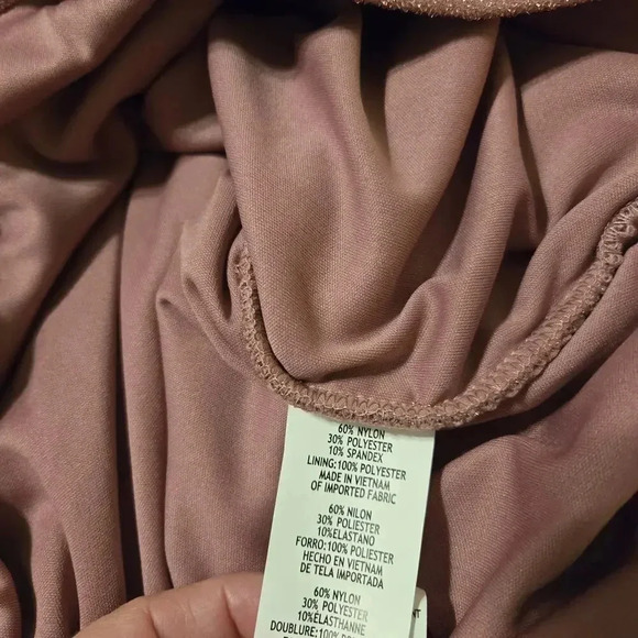 Jump Size Large metallic party bodycon dress with ruched sides in Rose color NWT - Picture 9 of 9